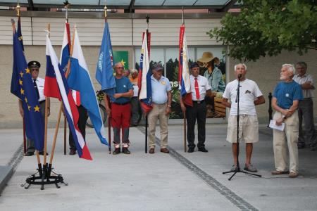Spominska svečanost na Trgu talcev 
